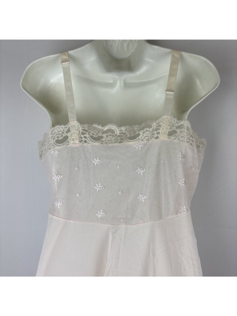 Vtg 1960s Komar dress slip lace bodice slip dress full slip Pale Pink 36 short - Picture 5 of 7